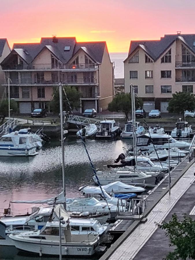 Charmant Studio Situe Sur Le Port De Deauville Buitenkant foto